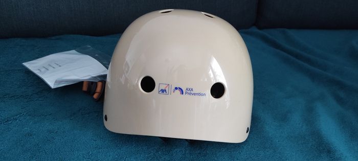Casque vélo Axa beige neuf - photo numéro 3
