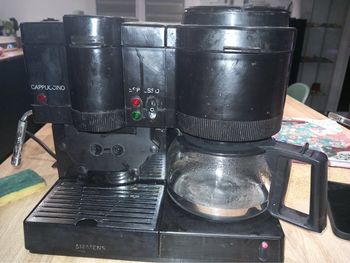 Cafetière cappuccino et espresso