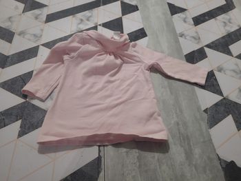 Col roulé , polo fille 6 mois 68 cm