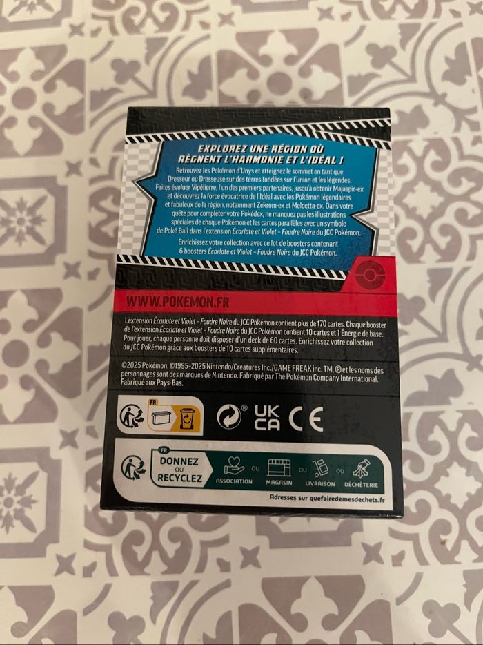 Bundle Pokémon 10.5 Noir - photo numéro 3