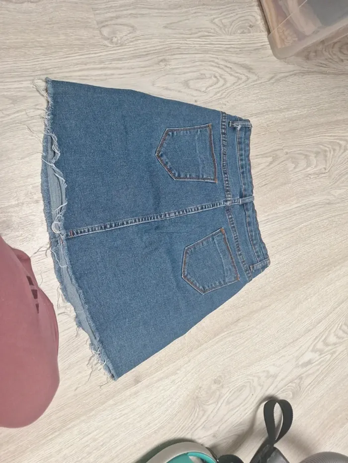 Jeans en jupe courte - photo numéro 4