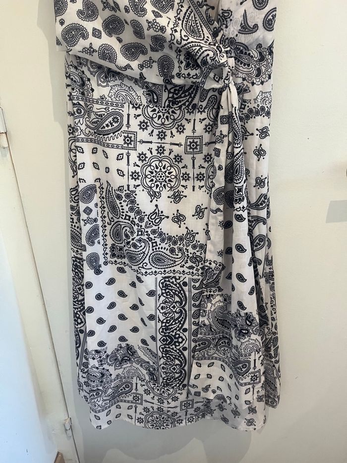 Robe longue neuves avec étiquette marque indépendante taille M motif noir et blanc - photo numéro 7