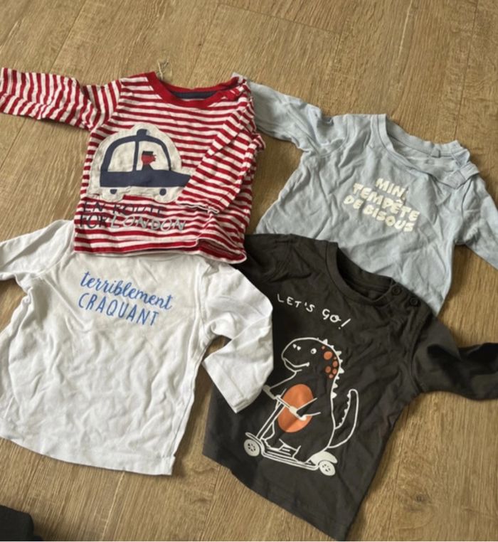 Lot teeshirt manche longue bébé 6 mois