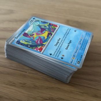 Lot 100 cartes Pokémon zenith supreme ou ecarlate violet ou autres au choix