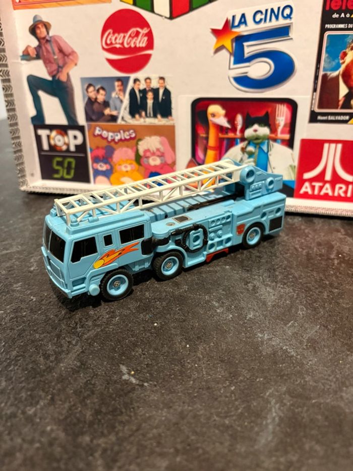 Transformers G1 leader protectobots hot spot