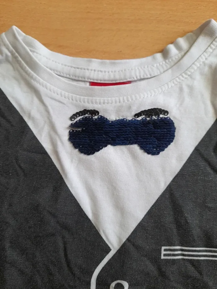 T-shirt effet costume - photo numéro 4