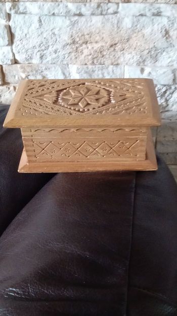 Boite a bijoux artisanale en bois