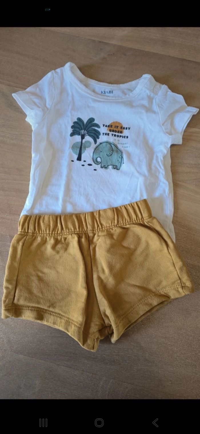 Ensemble tee-shirt et short