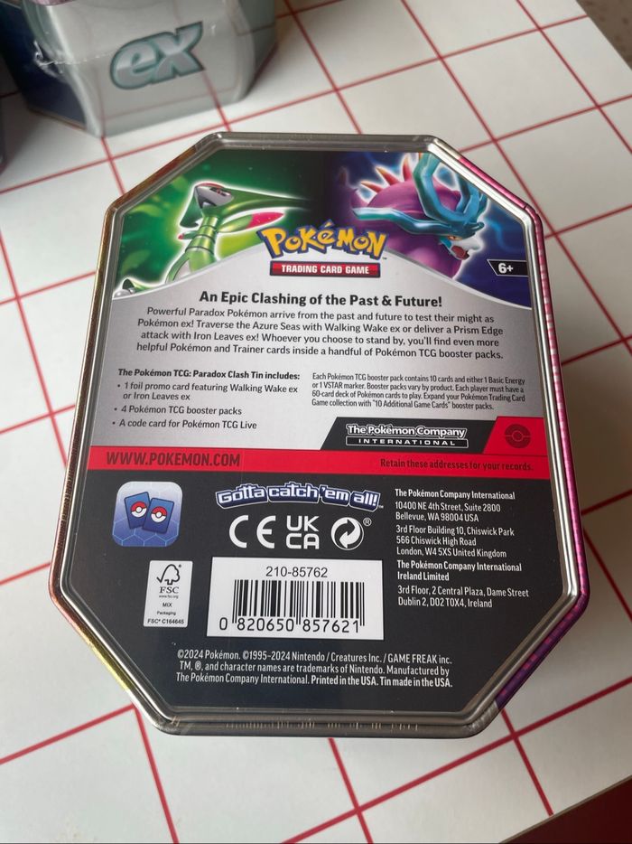 Pokemon paradox clash tin walking wake ex en anglais - photo numéro 4