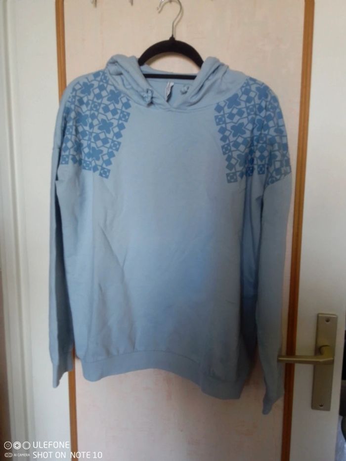 Sweat taille L
