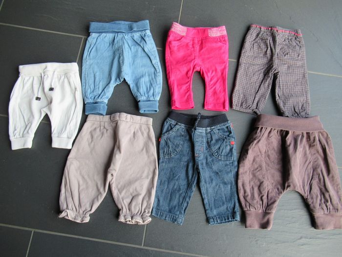 Lot de 77 vêtements fille 3 mois + chaussettes - photo numéro 9