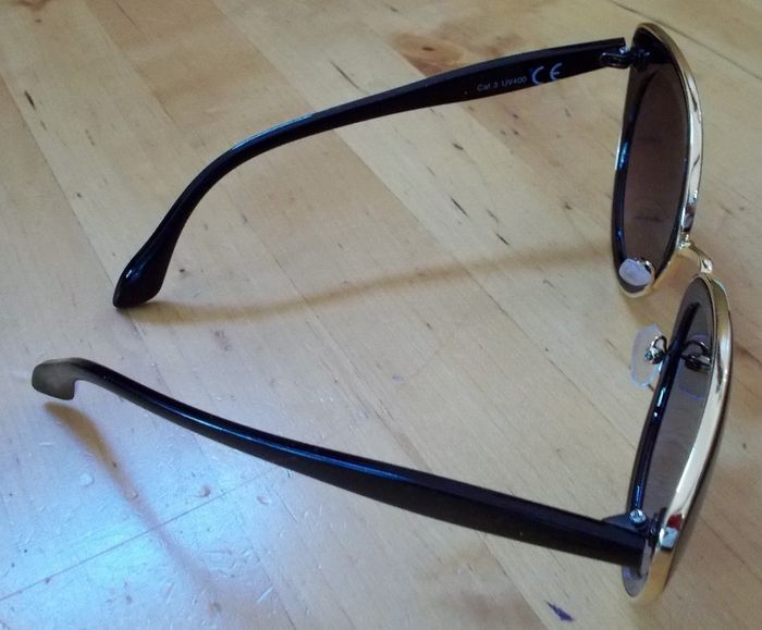 Lunettes de Soleil "Jmmjo Perez Milano" - photo numéro 4