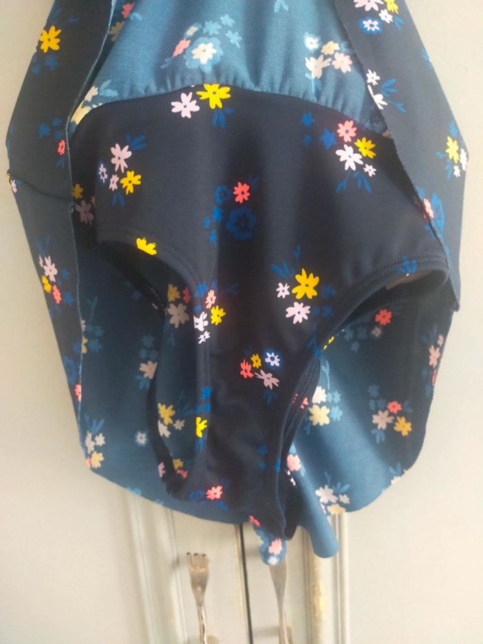 Maillot de bain 1 pièces neuf fille T 10/11 ans decathlon - photo numéro 6