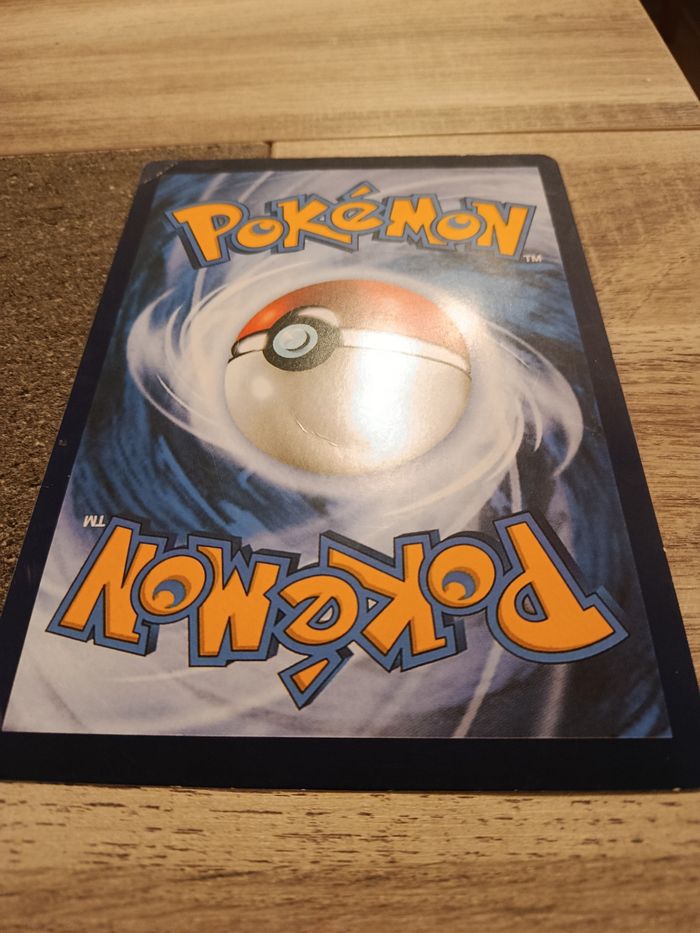 Grande carte pokémon  Dracaufeu Vmax 800 pv  vraie - photo numéro 2