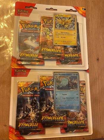 Lot 2 Tripack Pokémon Etincelles Déferlantes EV08