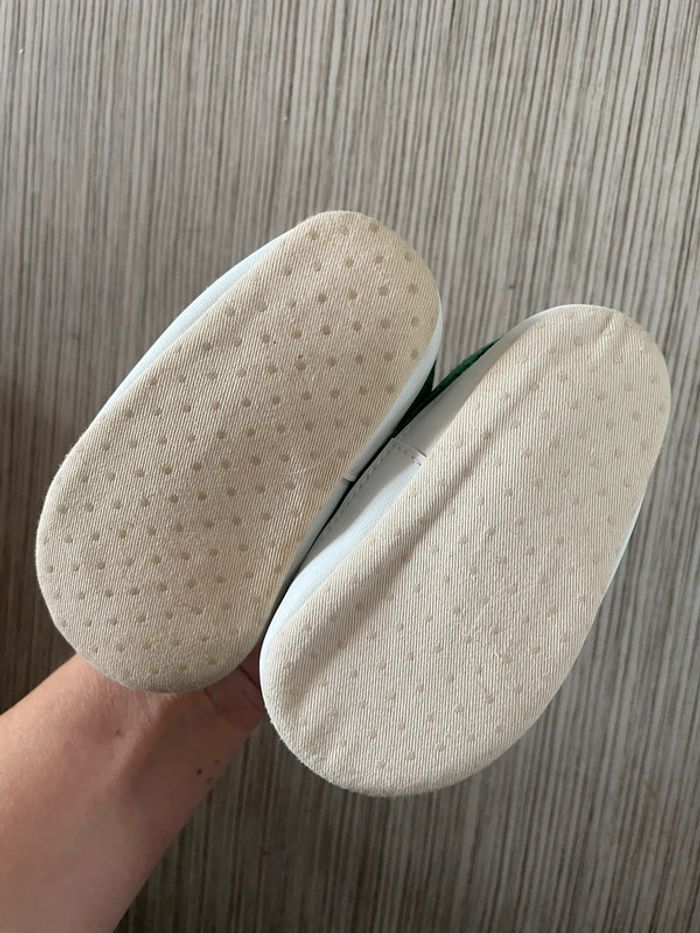 Chaussons bébé dinosaure - photo numéro 2