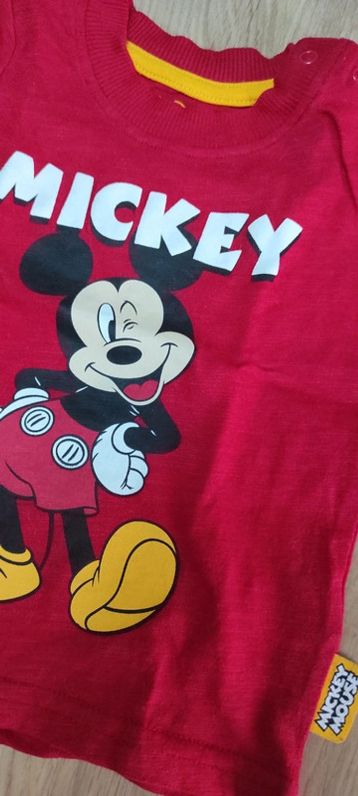 Tee shirt Mickey 0-3 mois 62 cm - photo numéro 2