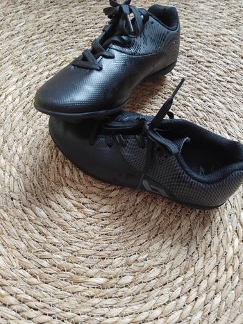 Chaussures foot Pro touch, neuf, taille 32