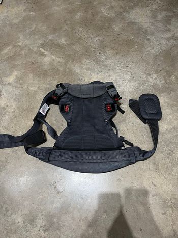 Porte bébé babybjorn Harmony