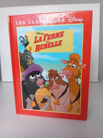 Livre les classiques Disney la ferme se rebelle 
96 page
