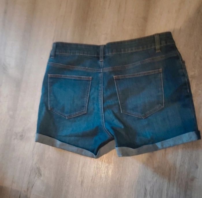 Short - photo numéro 3