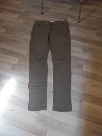Pantalon femme 38 cache cache