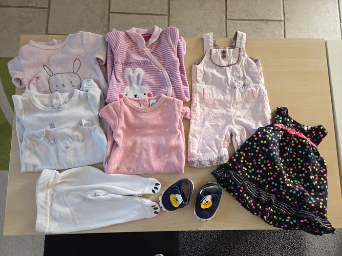 Lot vêtements 0-1 mois