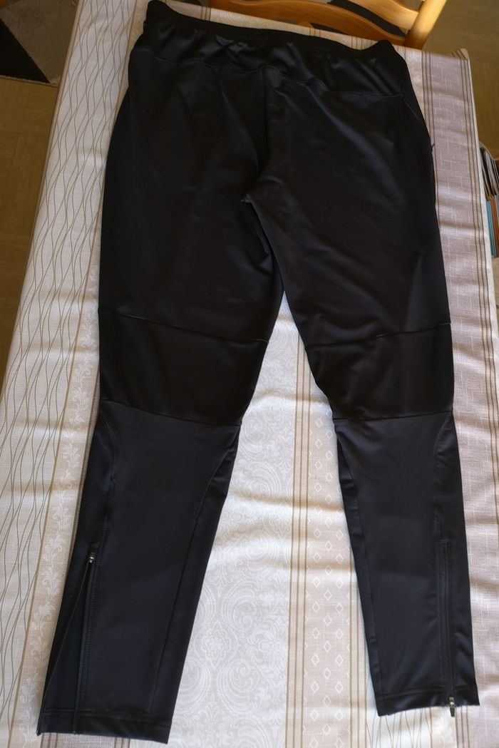Pantalon - photo numéro 2