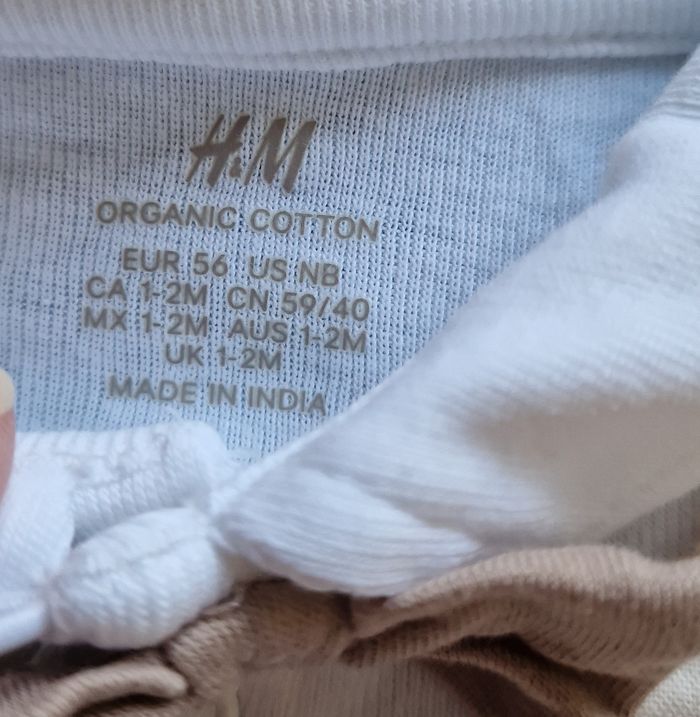 Ensemble H&M beige/blanc 1-2 mois - photo numéro 4