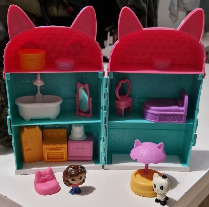 Maison Gabby et la maison magique (Gabby's dollhouse)