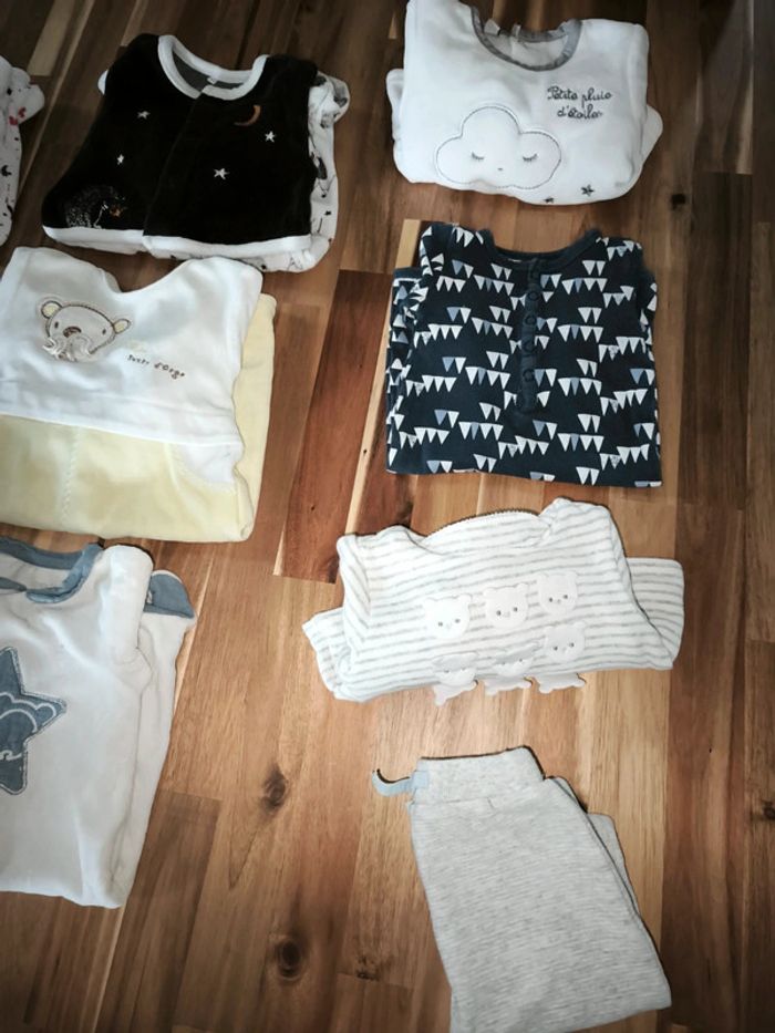 Lot de vêtements garçon - photo numéro 4