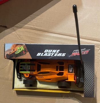 Voiture télécommandée Dune Blasters