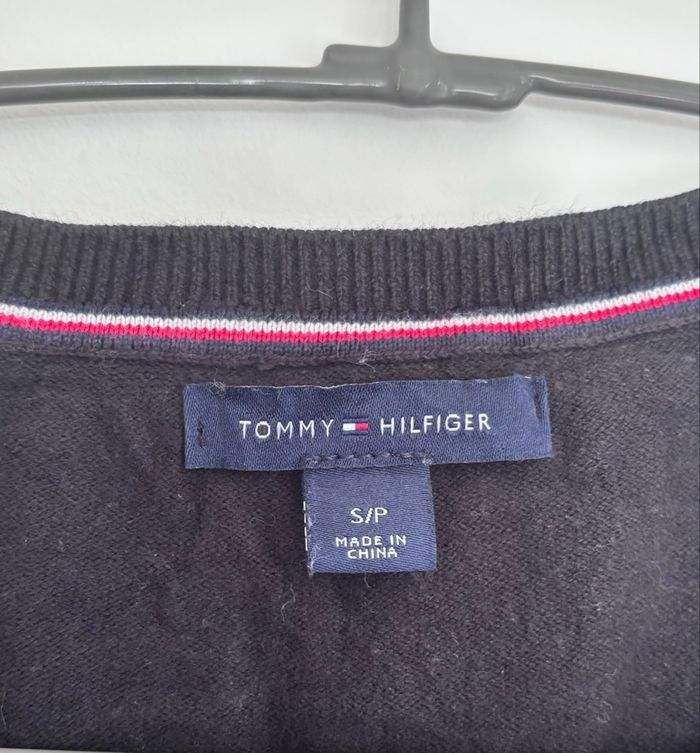 🖤 Pull col en V - Tommy Hilfiger Taille S - photo numéro 4