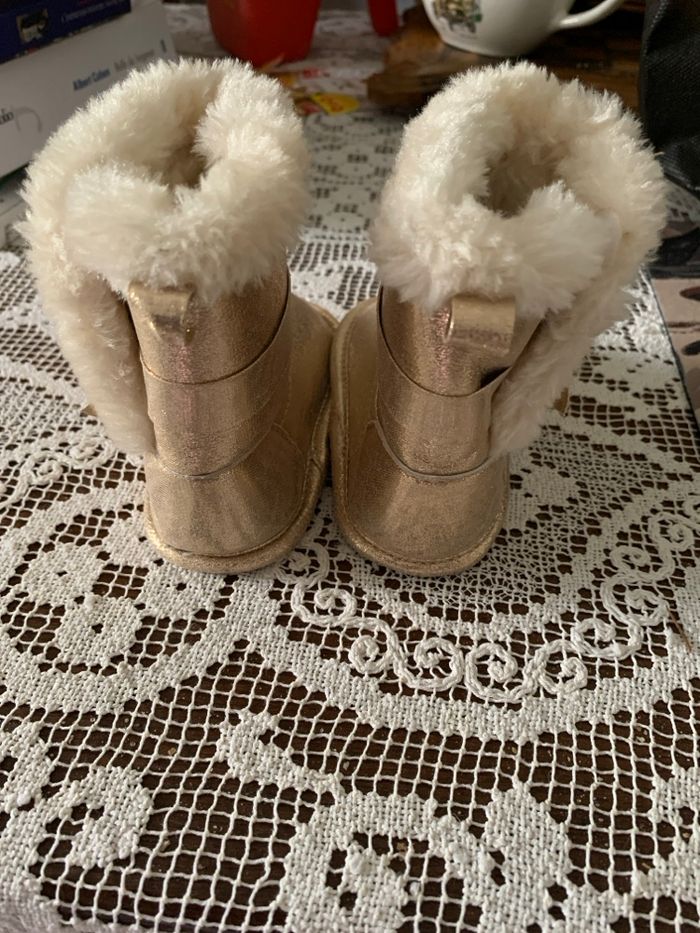 Petite bottines dorées - photo numéro 3