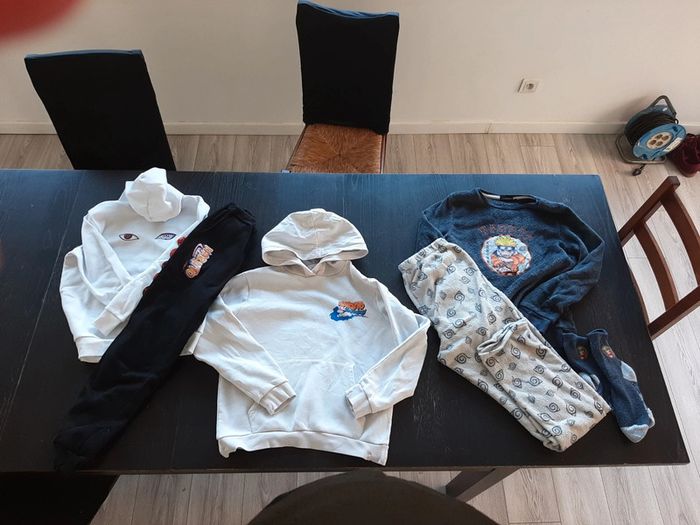 Lot vêtements naruto
