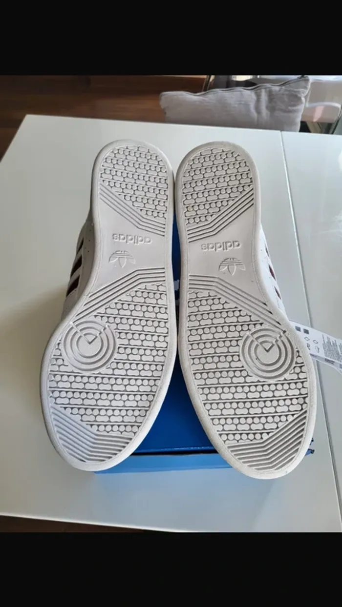 Basket Adidas Continental 80 Stripes taille 47 1/3 - photo numéro 3