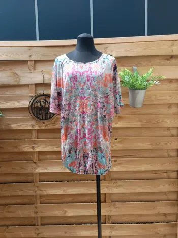 T-shirt coloré et léger taille 44