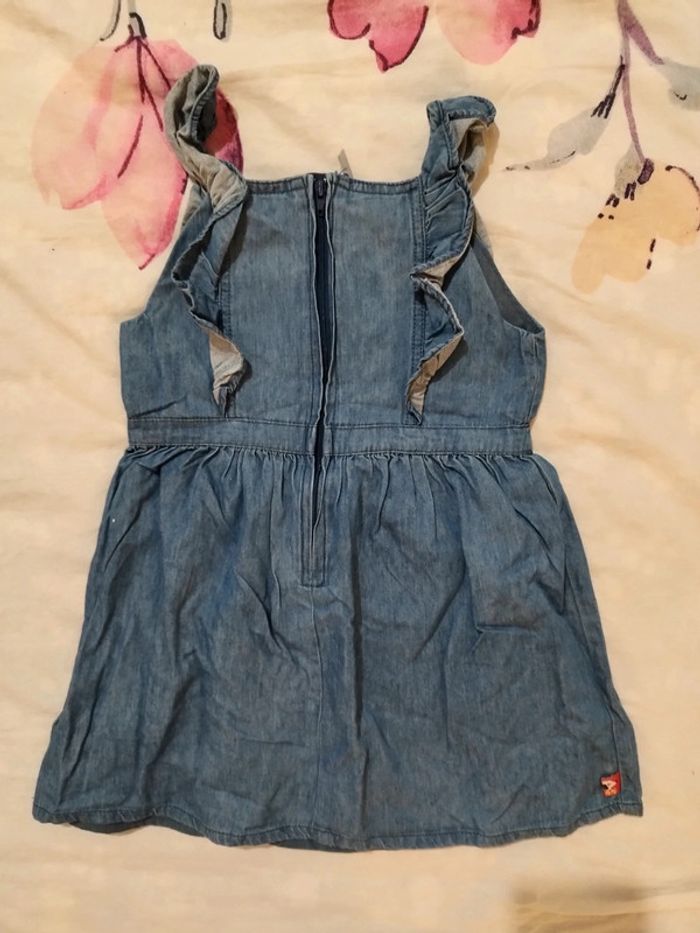 Très jolie robe en jean avec fleurs brodées Sergent Major taille 5 ans - photo numéro 3