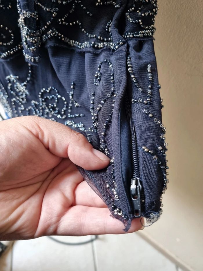 Blouse manches courtes avec dentelle et perles - photo numéro 4