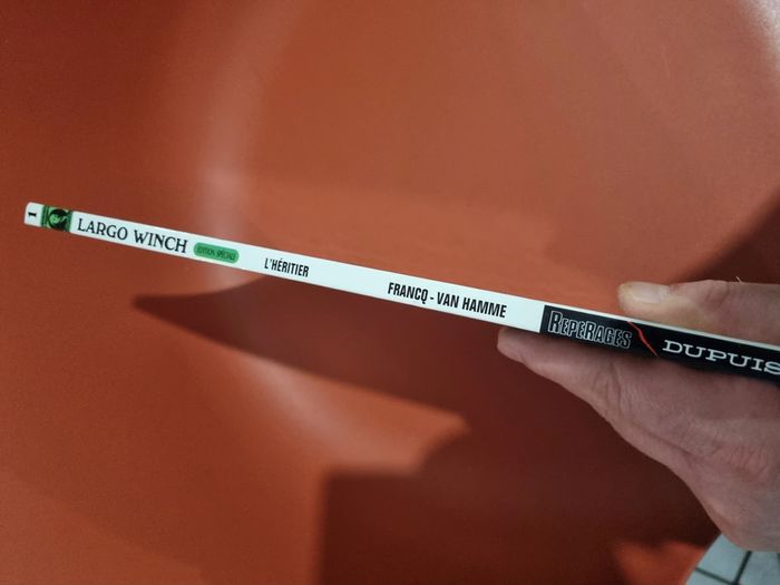 bd largo winch l'héritier - photo numéro 3