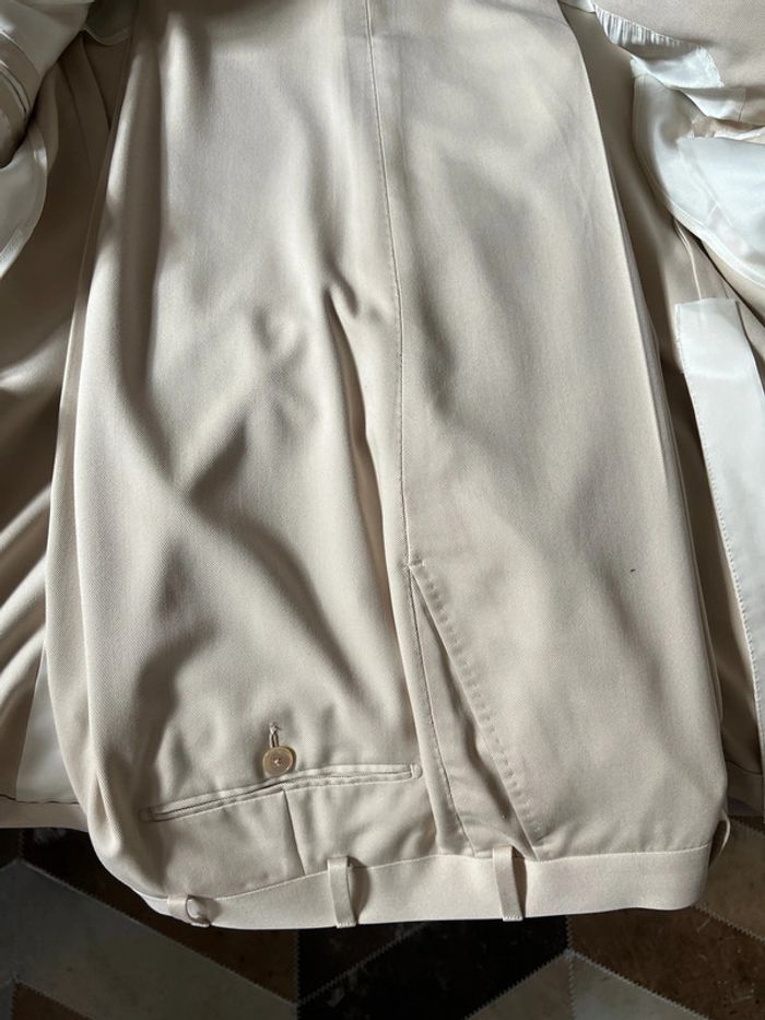 Tailleur pantalon crème en soie veste croisée 6 boutons - Suitsupply - photo numéro 13