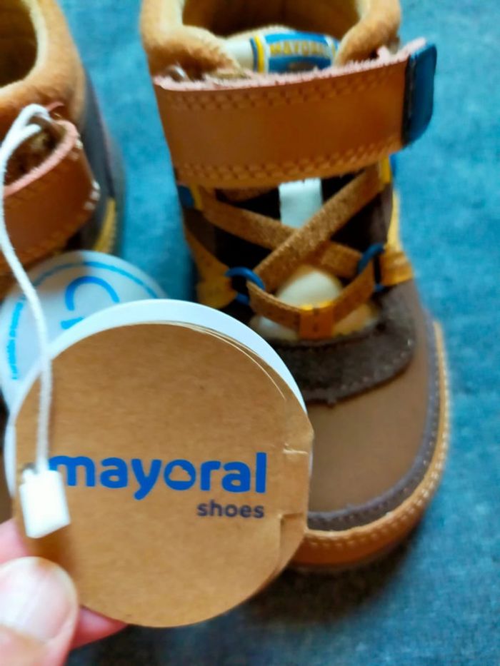 Chaussures garçon Mayoral – Pointure 25 – Neuves avec étiquette - photo numéro 7