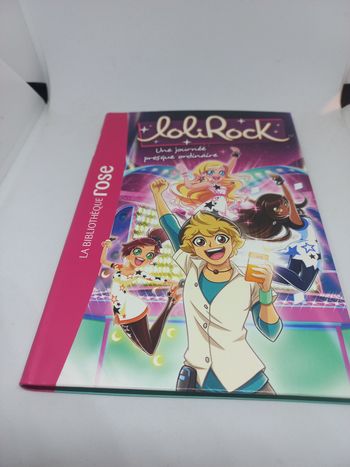 Livre bibliotheque rose lolirock tome 15