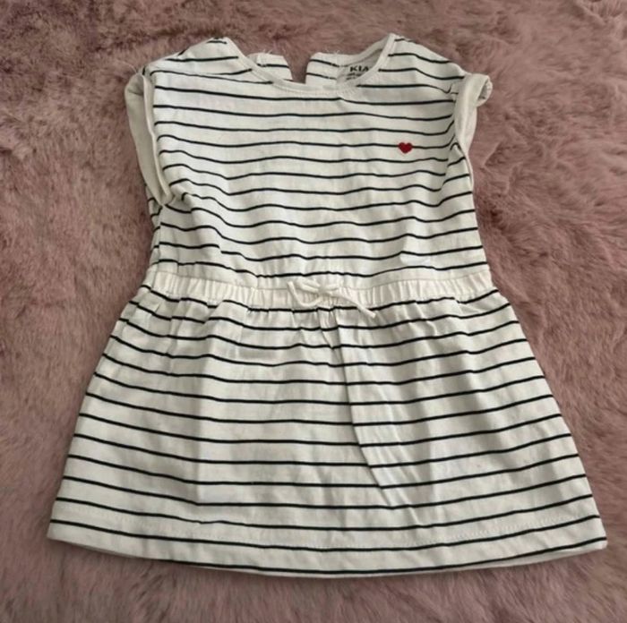 Robe sans manches