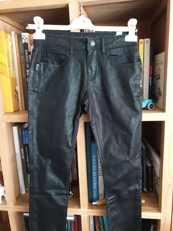 Jean noir skinny fit IKKS neuf 12 ans