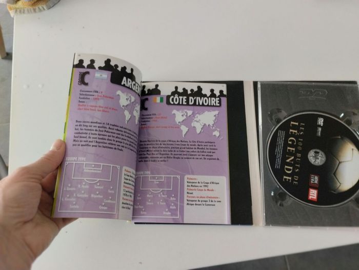 Dvd Les 100 buts de légendes - photo numéro 4