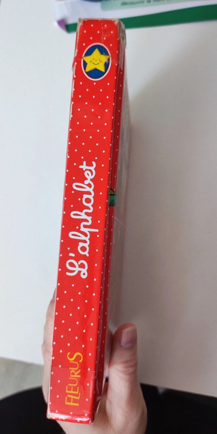 Livre l'imagerie des tout petits - photo numéro 2