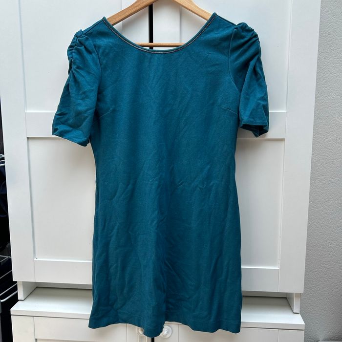 Robe courte