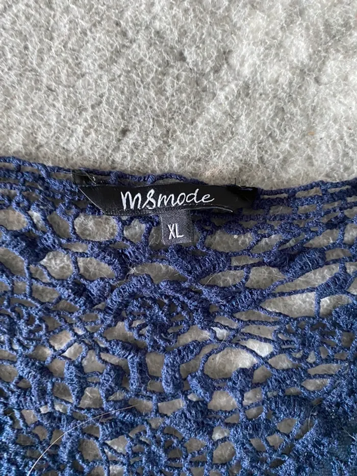 Haut à dentelle  taille xl - photo numéro 3