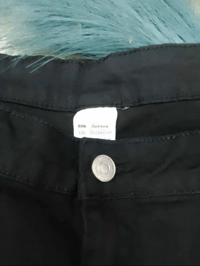 Jean Femme Grande Taille 54 – Taille Haute Slim Stretch Noir, Coupe Moderne et Confortable 👖 - photo numéro 5